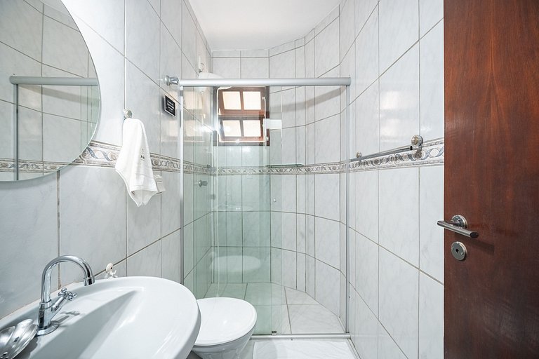 Triplex Litoral 2Q a 60m da praia by Achei
