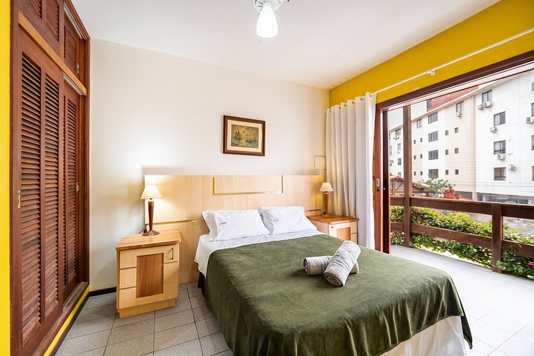 Triplex Litoral 2Q a 60m da praia by Achei
