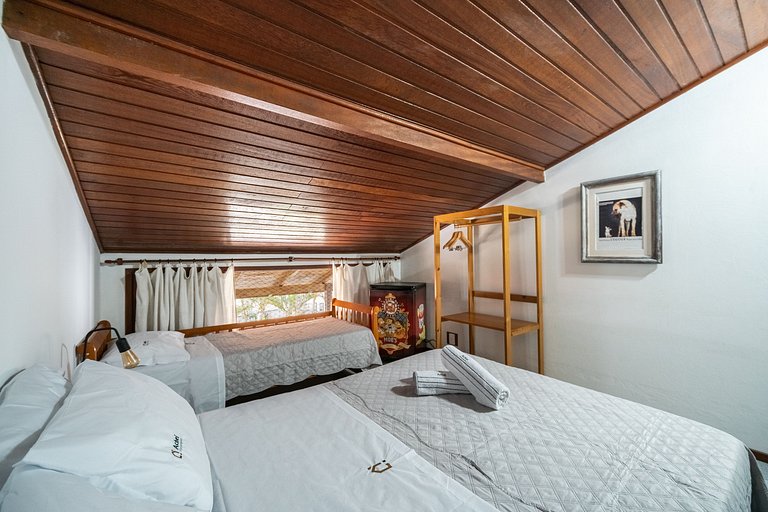 Triplex Litoral 2Q a 60m da praia by Achei