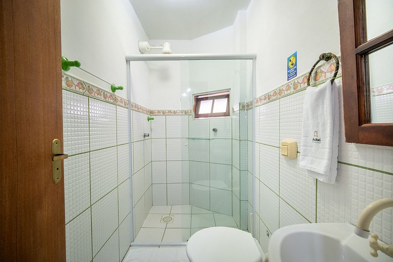 Triplex Litoral 2Q a 60m da praia by Achei