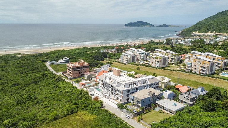 Apto Girassol 200m da praia by Achei Florianópolis