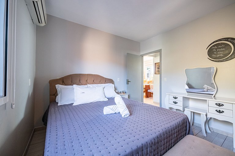 Casa Ohana 2Q perto da praia do Campeche by Achei