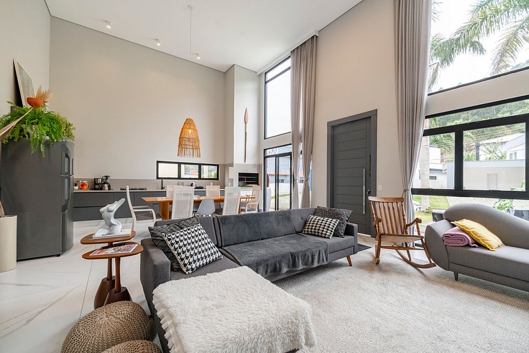 Casa Essenza 4Q perto da praia by Achei Floripa