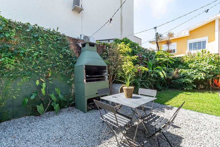 Casa Uana perto da praia do Campeche by Achei