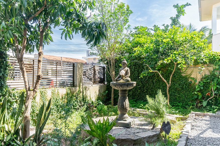 Casa Uana perto da praia do Campeche by Achei