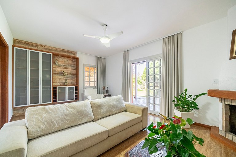 Casa Arbore 3Q perto da praia do Campeche by Achei