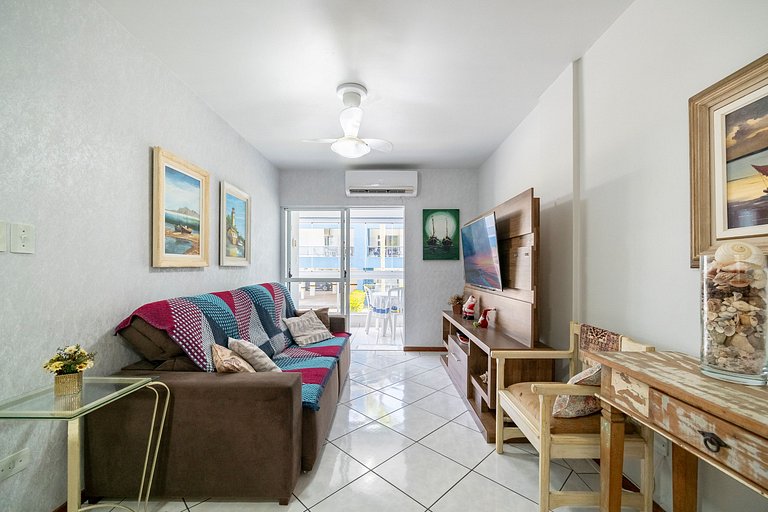 Apto Gaivotas 100m da praia dos Ingleses by Achei