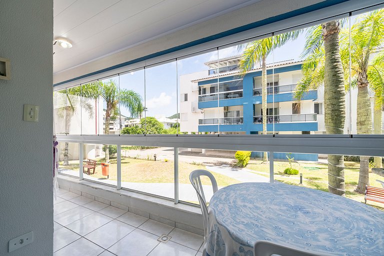 Apto Gaivotas 100m da praia dos Ingleses by Achei