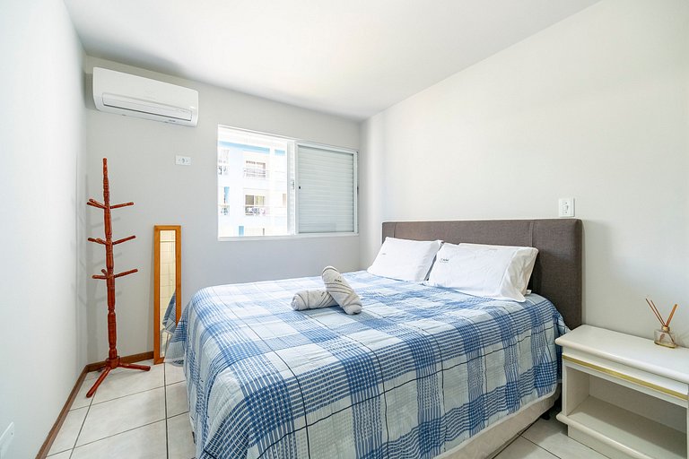 Apto Gaivotas 100m da praia dos Ingleses by Achei