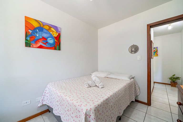 Apto Gaivotas 100m da praia dos Ingleses by Achei