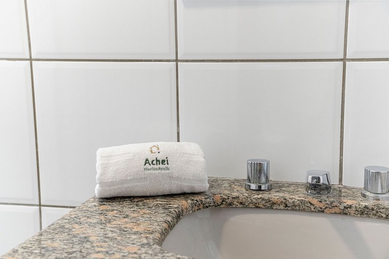 Apto Gaivotas 100m da praia dos Ingleses by Achei