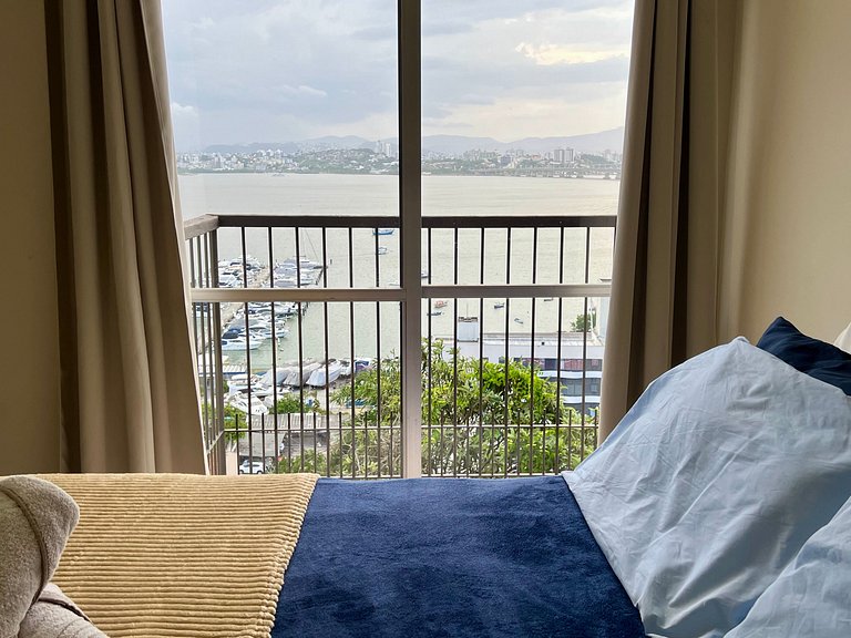 Casa Mediterrânea com vista para o mar by Achei