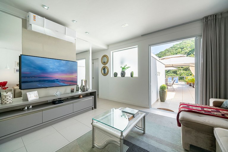 Apto Palmeiras 3Q na Praia dos Ingleses by Achei