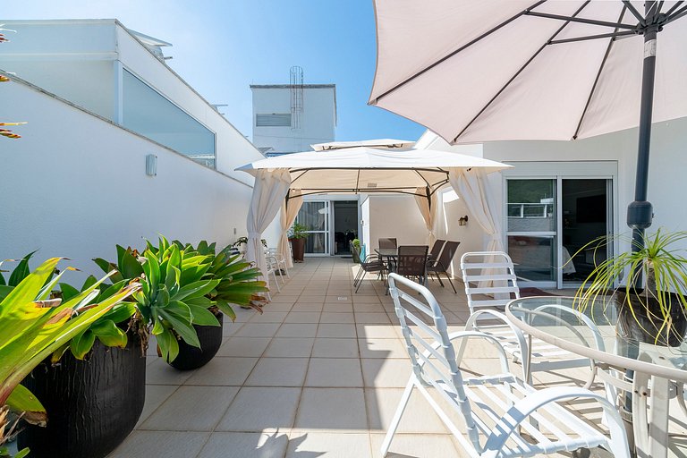 Apto Palmeiras 3Q na Praia dos Ingleses by Achei