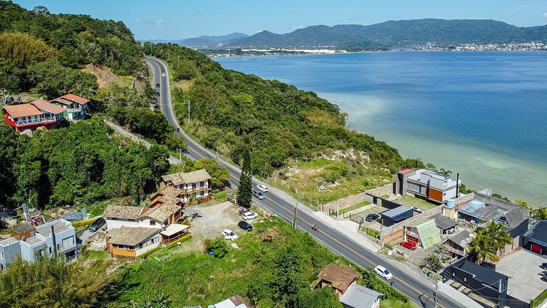 Apto Luna 1 dorm na Barra da Lagoa by Achei