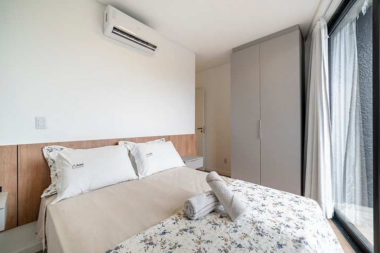 Apto Germany 500m da praia dos Ingleses by Achei