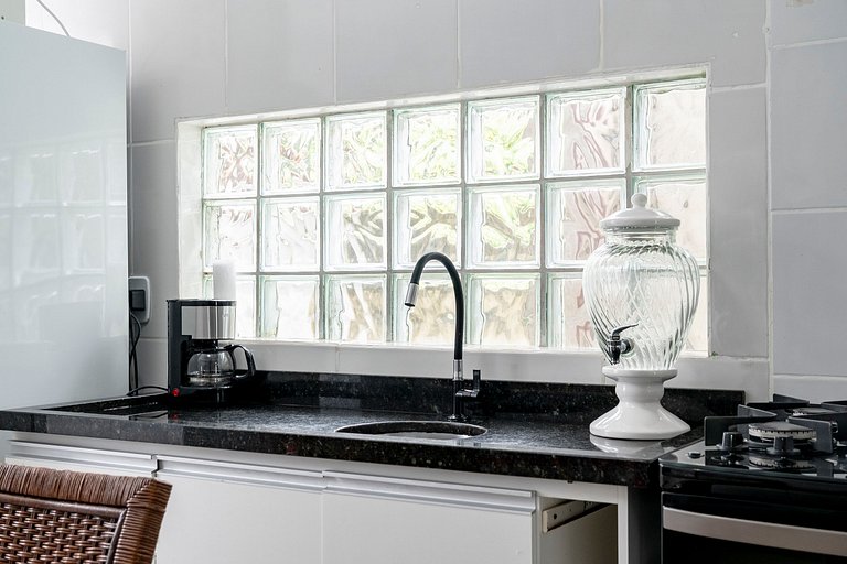 Apt Solaris 2Q perto da praia do Sambaqui by Achei