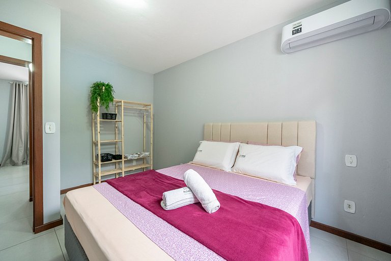 Apt Solaris 2Q perto da praia do Sambaqui by Achei