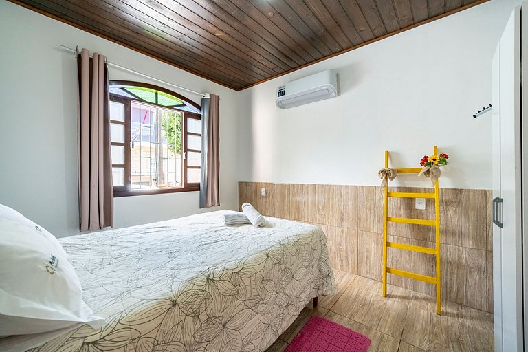 Casa Ipê perto da praia dos Ingleses by Achei