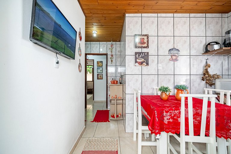 Casa Sapucaia perto da praia dos Ingleses by Achei