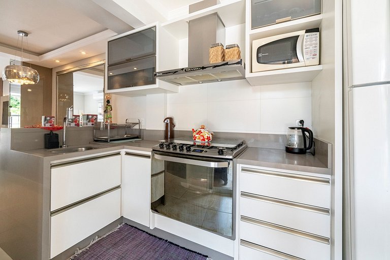 Apto Wave 3Q 800m da praia by Achei Floripa