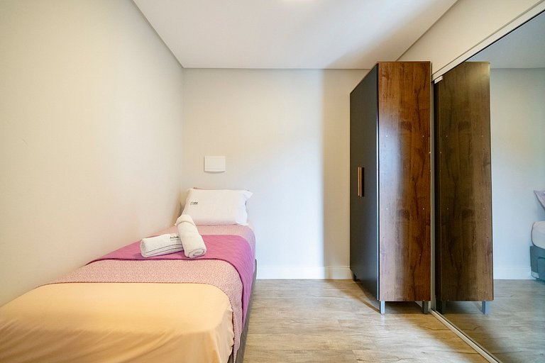 Apto Wave 3Q 800m da praia by Achei Floripa