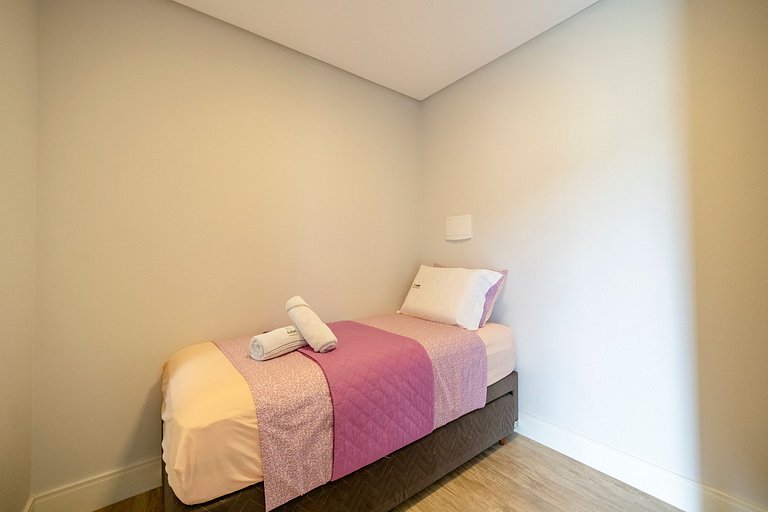 Apto Wave 3Q 800m da praia by Achei Floripa