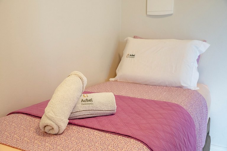 Apto Wave 3Q 800m da praia by Achei Floripa