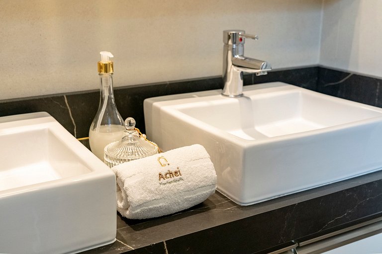 Apto Wave 3Q 800m da praia by Achei Floripa