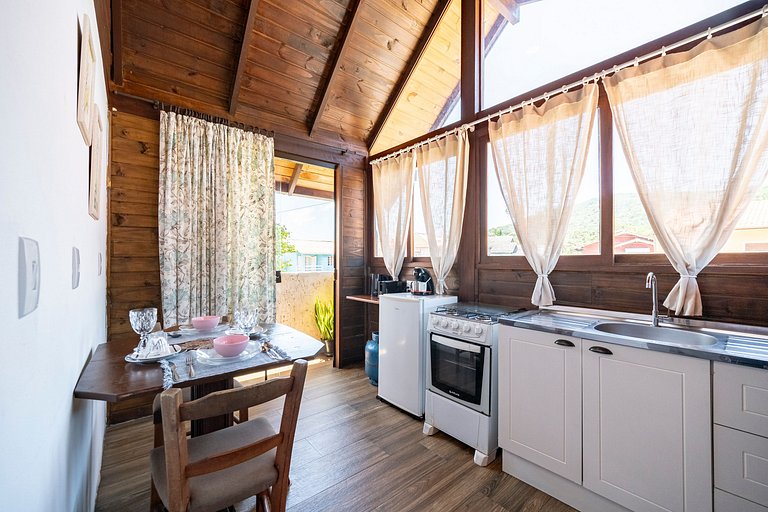 Cabana Parvati na Barra da Lagoa by Achei