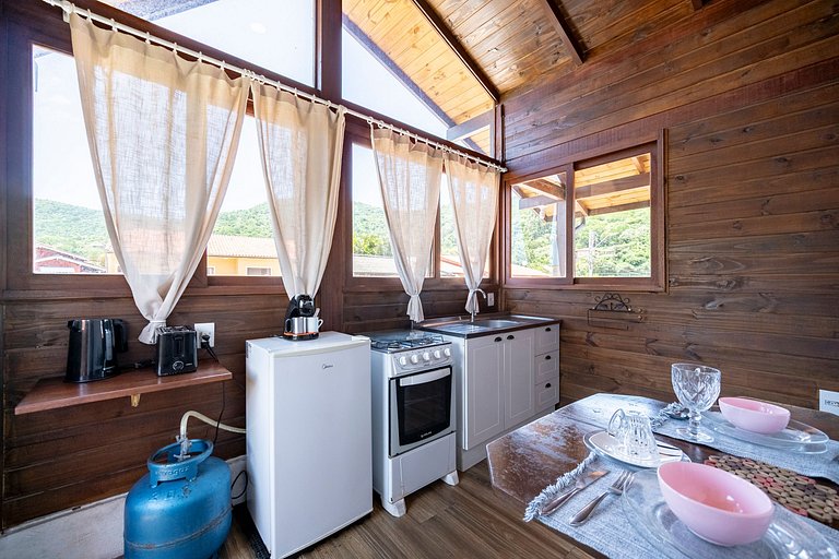 Cabana Parvati na Barra da Lagoa by Achei