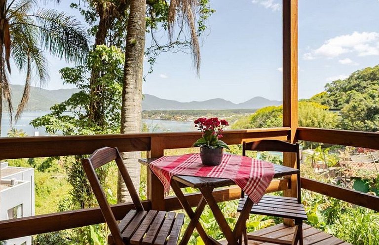 Loft Praia Mole com vista para a Lagoa by Achei