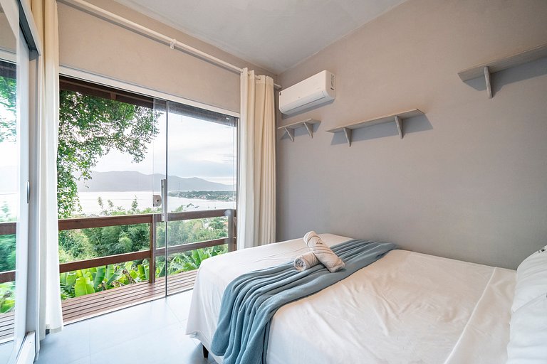 Loft Praia Mole com vista para a Lagoa by Achei