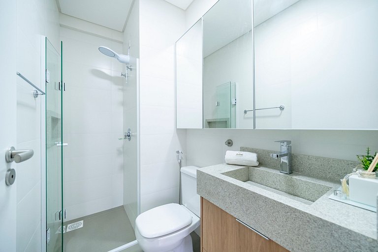 Apto Munich 500m da praia dos Ingleses by Achei