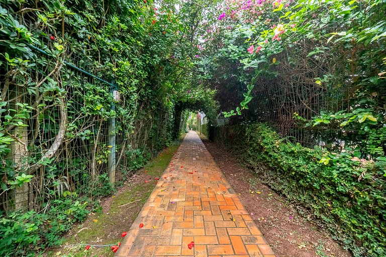 Apto Acqua 100m da praia by Achei Floripa