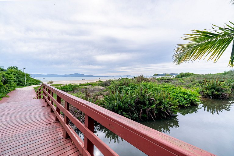 Apto Acqua 100m da praia by Achei Floripa