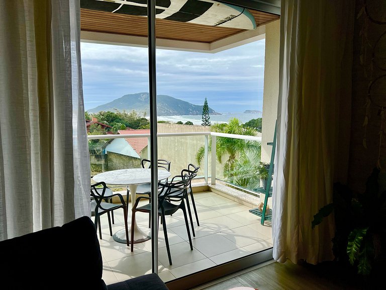 Apto Íris com vista para o mar by Achei Floripa