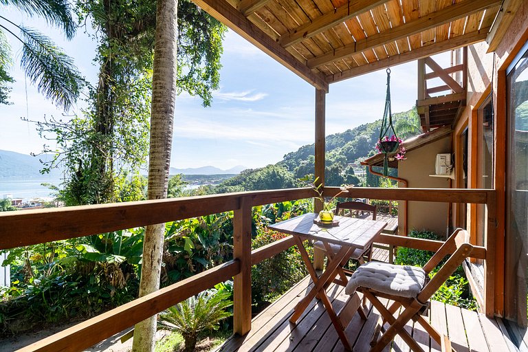 Loft Barra da Lagoa com vista by Achei Floripa