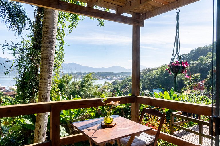 Loft Barra da Lagoa com vista by Achei Floripa