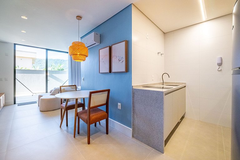 Apt Tamar a 50m da praia da Barra by Achei Floripa