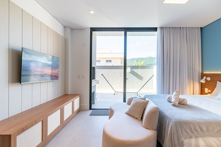 Apt Tamar a 50m da praia da Barra by Achei Floripa