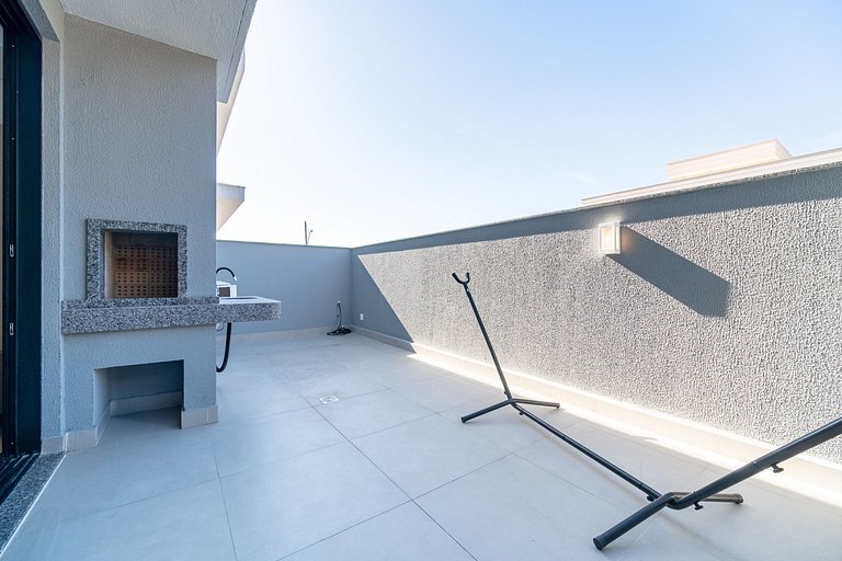 Apt Tamar a 50m da praia da Barra by Achei Floripa